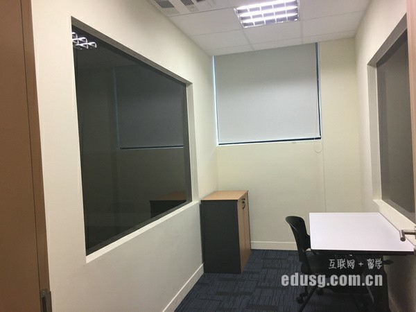 新加坡留學(xué)費(fèi)用多少