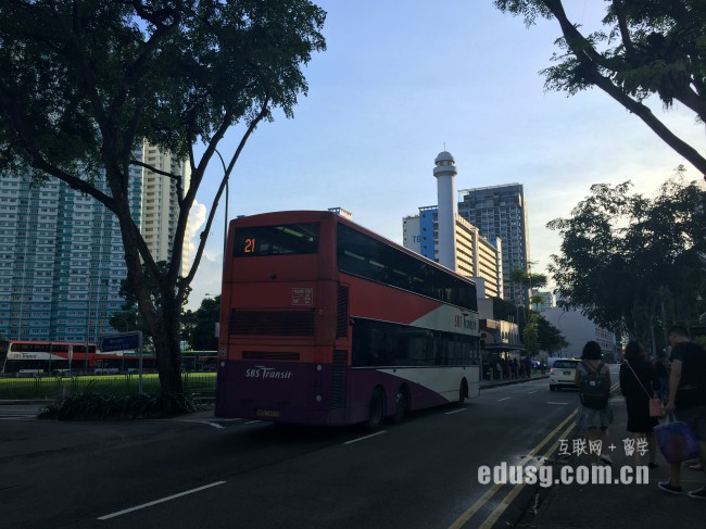 新加坡楷博高等教育學院入學要求