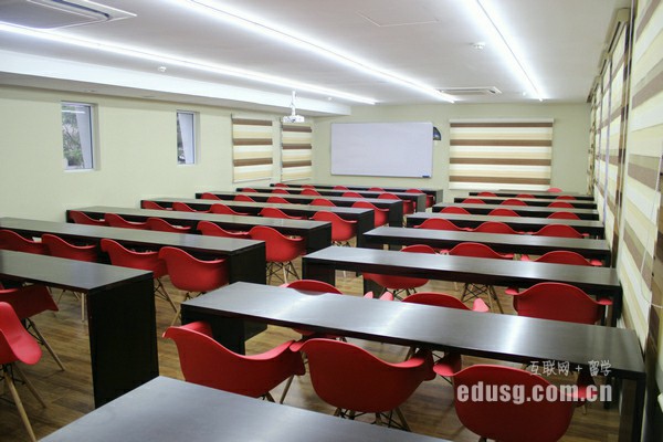 新加坡莎頓國際學(xué)院好嗎