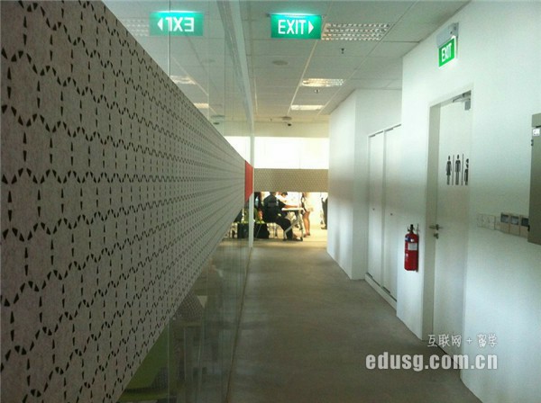 去新加坡讀會計專業(yè)哪個學(xué)校比較好