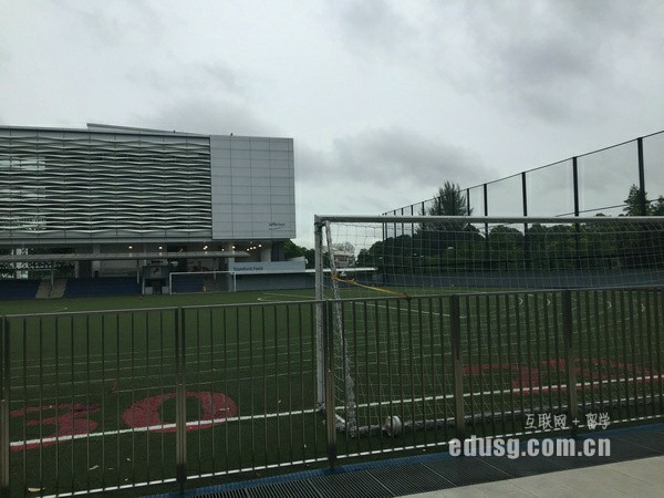 新加坡中學排名
