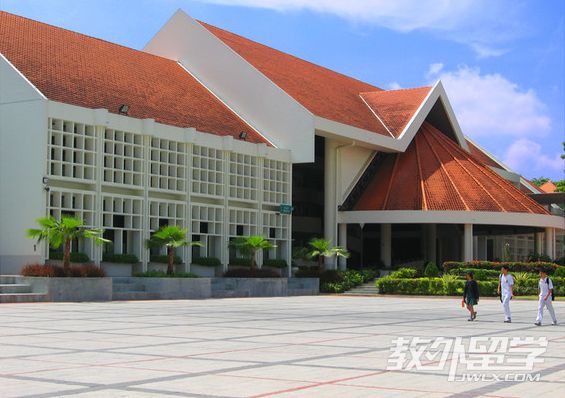 新加坡萊佛士中學