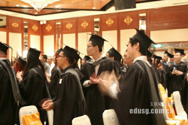 新加坡私立大學留學費用