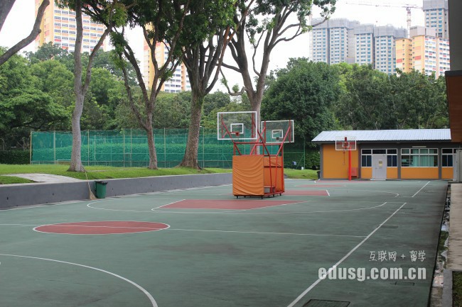 本科畢業留學新加坡