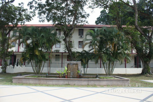 新加坡公立大學研究生