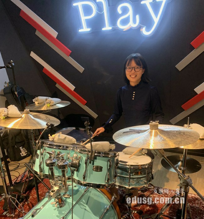 新加坡碩士留學申請報名需要準備什么材料