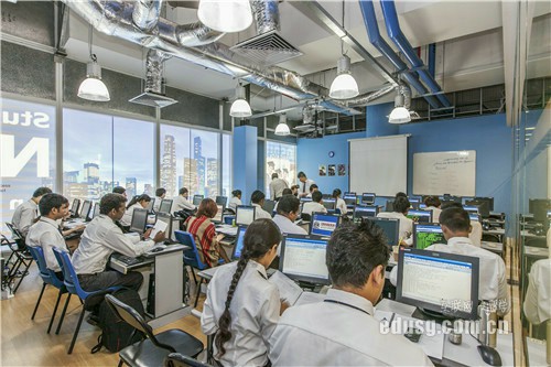 新加坡大學開學時間