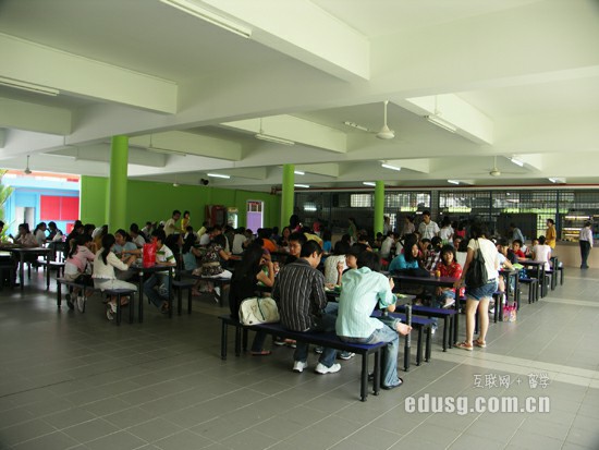 本科畢業(yè)新加坡留學(xué)好嗎