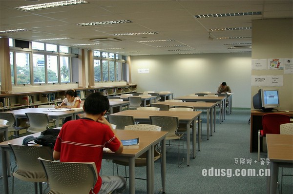 新加坡大學申請時間