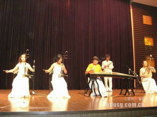 大學畢業如何去新加坡留學