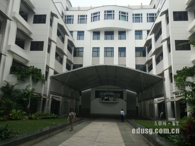 新加坡大學本科幾年制