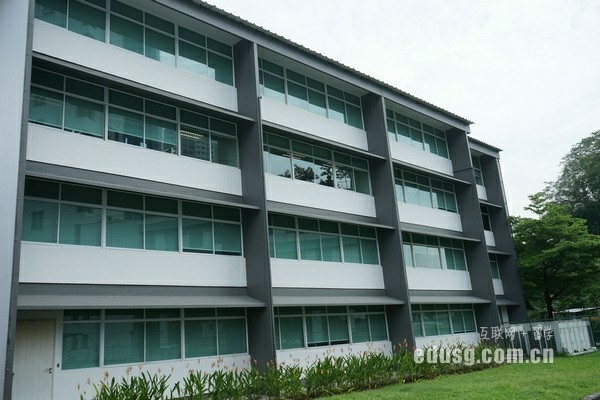 去新加坡讀大學(xué)條件