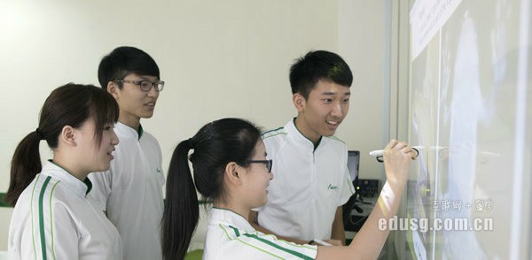 ¼A(y)ƌW(xu)УЩ