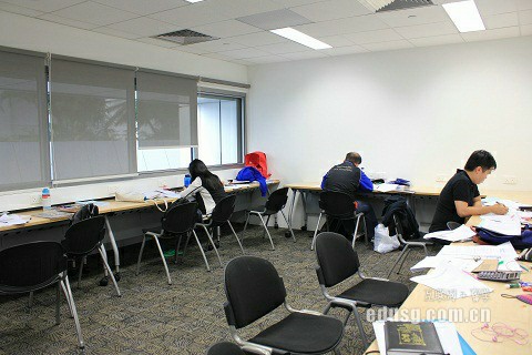 莫納什銀行和金融學(xué)就業(yè)