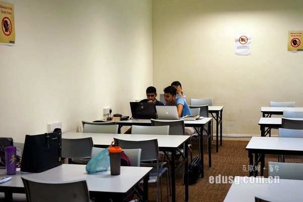 留學新加坡需要考雅思還是托福