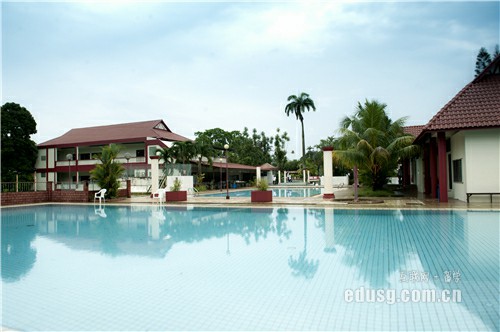 奧克蘭公立高中排名