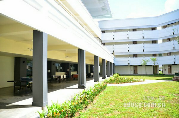 英迪大學(xué)碩士宿舍