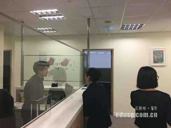 去澳大利亞讀研轉專業