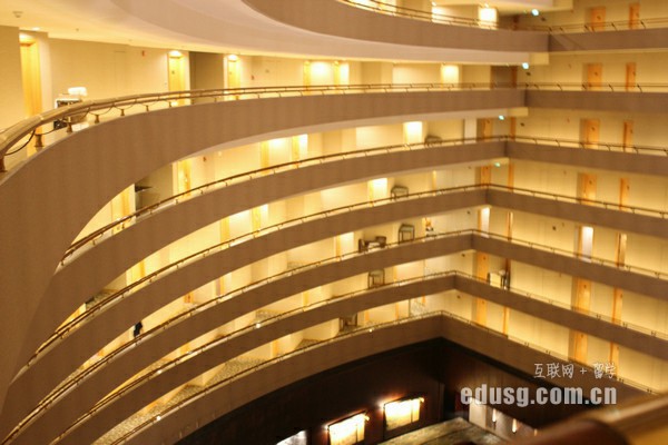 澳洲私立高中學(xué)費(fèi)