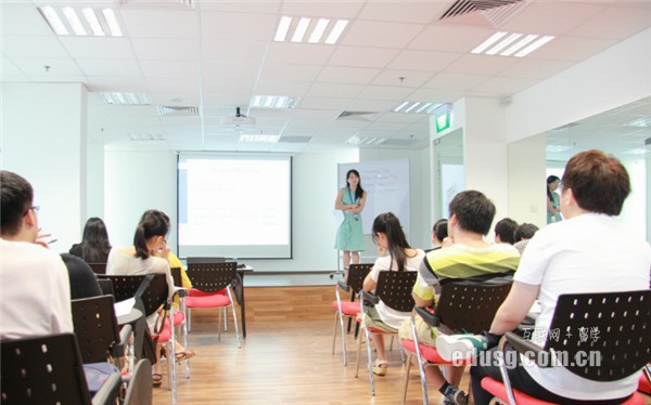 澳大利亞普通大學(xué)學(xué)費(fèi)