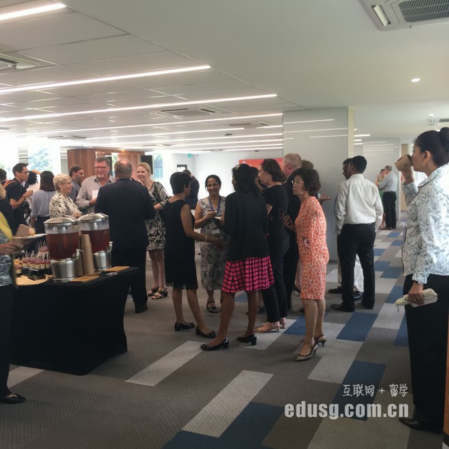 澳大利亞普通大學(xué)學(xué)費(fèi)