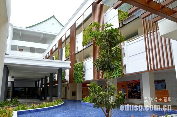 jcu¼A