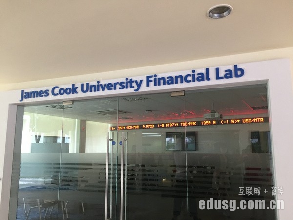 jcu¼M