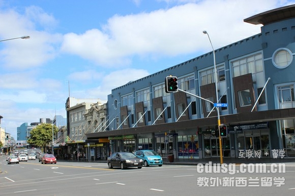新西蘭好的理工學(xué)院