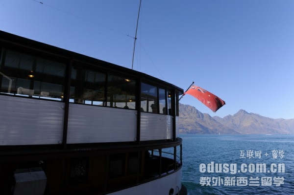 mW(xu)yC