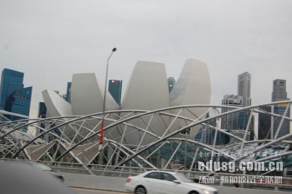 新加坡大學(xué)本科申請流程