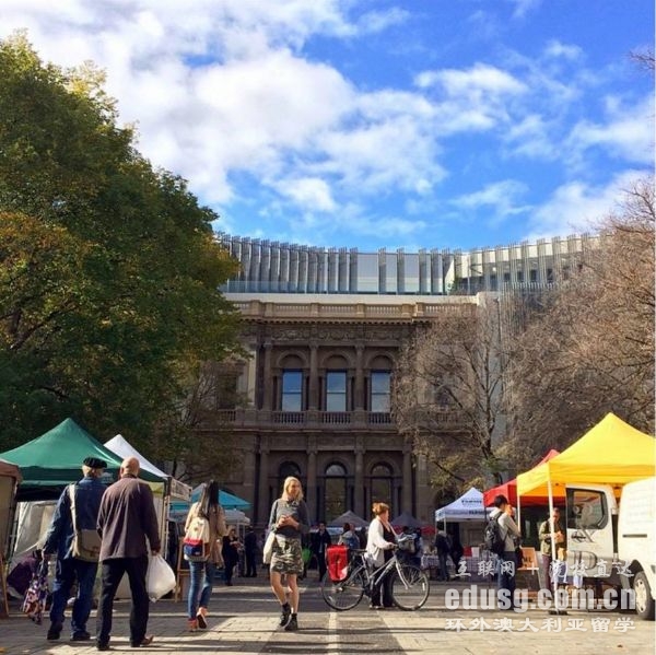 ī??????????????????