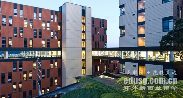 奧克蘭理工大學(xué)開學(xué)時間