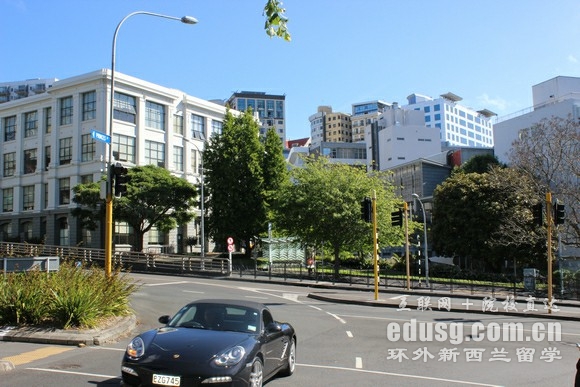 mW(xu)оM(fi)
