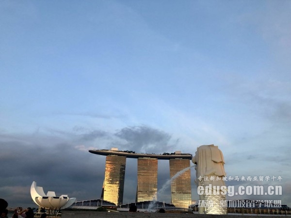 新加坡公立高中怎么考