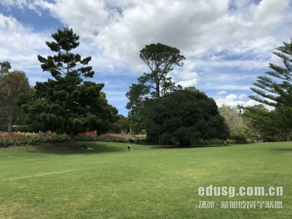 英國碩士申請截止時間