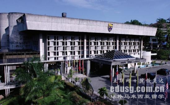 R큆W(xu)2025