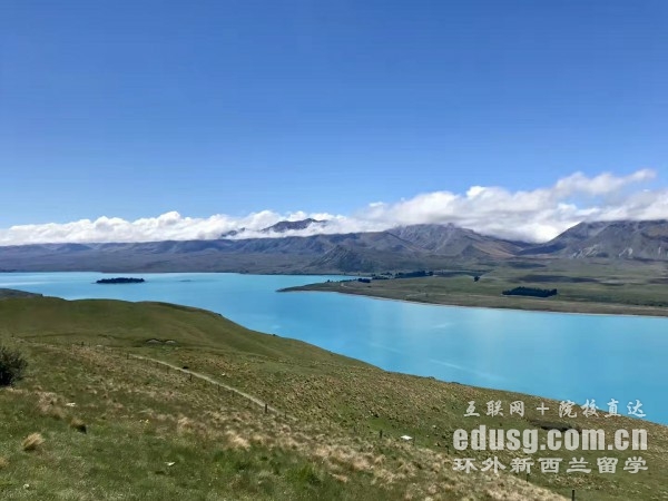 奧克蘭大學讀研申請時間